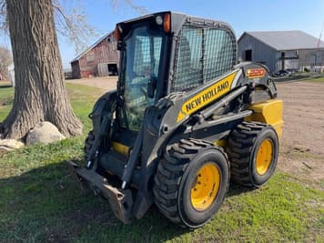 Main image New Holland L220